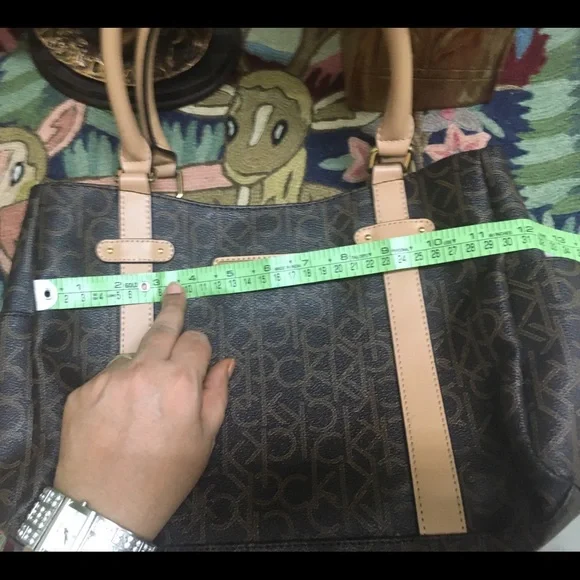 Authentic Calvin Klein coated PVC signature tote bag - Picture 11 of 15